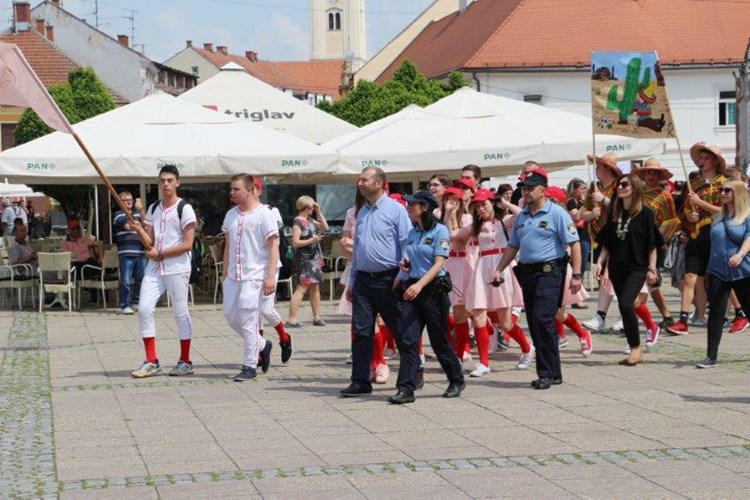 Slika 2018/MATURANTI1/IMG_3021.jpg